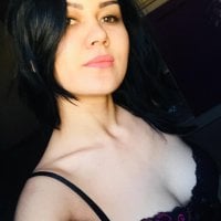 AnelSweets102's Offline Chat Room