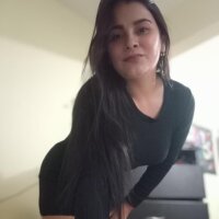 saray_ferrer_ offline chatrum