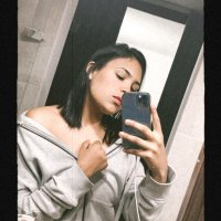 NicolleTomson's Offline Chat Room