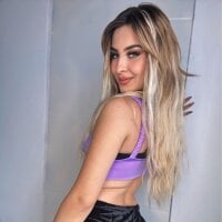 SexyBlondeLatina webcam model