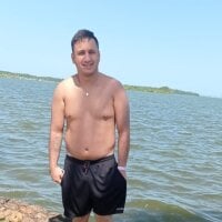 Maracucho09's Offline Chat Room