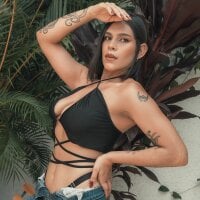 SarahYates model avatar