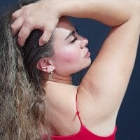 غرفة دردشة angelina_anderson دون اتصال