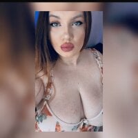 MelanieBrownn webcam model