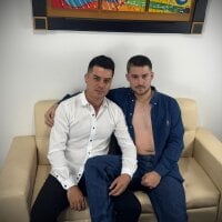 NikoAndBruno webcam