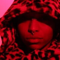 EllaSantos' Offline Chat Room