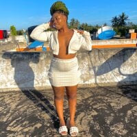 ebony_lolly_ Adlı Modelin Çevrimdışı Sohbet Odası