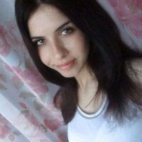 AmandaMartinezz webcam model