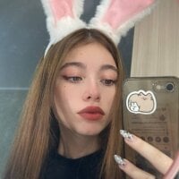 VioletaMiln webcam model
