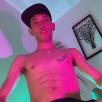 Ashton_Myers webcam model