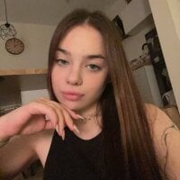 AlishaBonny model avatar