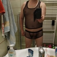 tipko123 webcam model