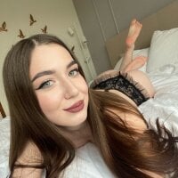 _Lana_Sweet's Offline Chat Room