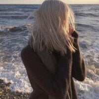 Offline chatovací místnost evia_lee_