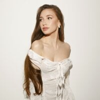 Emyllis webcam model