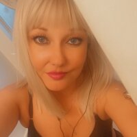 WILLOW727's Offline Chat Room