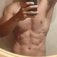 Model Maximiliano699