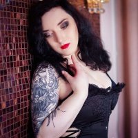 BloodyKisses4U's Offline Chat Room