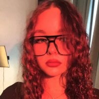 LaureneYeisley model avatar