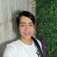 collins_analia অফলাইন চ্যাট রুম