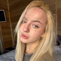 hello_im_mia from Stripchat