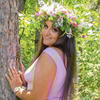 HelenaMayXO's Offline Chat Room