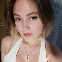 CoralineRuel's Offline Chat Room