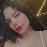 roxannie_summers offline chatrum