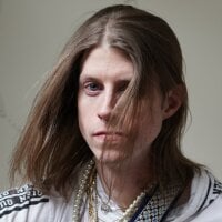 long_blonde_sissy's Offline Chat Room