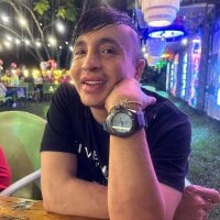 alanahernandez's Offline Chat Room