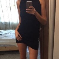 Your_sweethours' Offline Chat Room