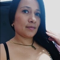 dirtysexy69xx's Offline Chat Room