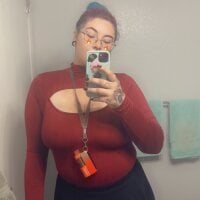 curvy_qveen420 webcam