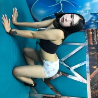 Offline chatovací místnost hinata_sexy_