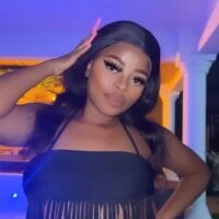 PeachySprinkles24 offline chat-rom