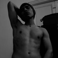 Uruguay2004's Offline Chat Room