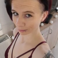 Luder_Schlampen Offline chat-huone