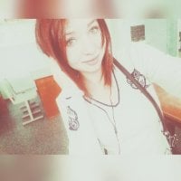 TanyaPinkAnge's Offline Chat Room