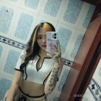 _sakura_sweet webcam model