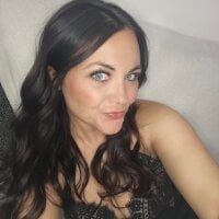 MARRIED_MIA_UK webcam
