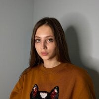 MellyCarica's Offline Chat Room