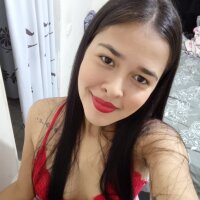 aixa_pregnant's Offline Chat Room