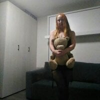 mel_aster's Offline Chat Room