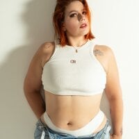 LucyanaSilva webcam