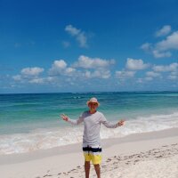 luchocucho1984's Offline Chat Room