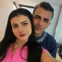 catalina_and_roger webcam model