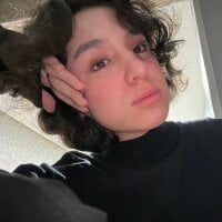 luisa_evans webcam model