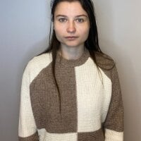 AlmaWard Adlı Modelin Çevrimdışı Sohbet Odası