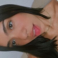 -Naomyy- webcam