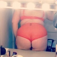 BBW_NEWBEE's Offline Chat Room